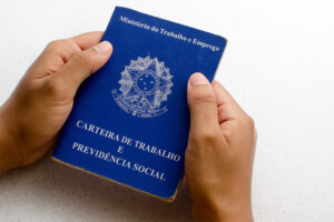 Fraudes trabalhistas: o que são e como se proteger